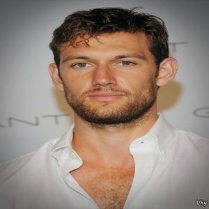 ▬ ❝Mai bine de noi, ca vrem sa ne uitam la documentare. Vezi.❞=)))))))))