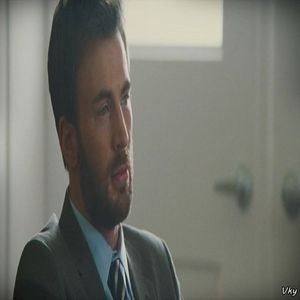 ▬ ❝Tocmai era sa moara?!❞ Se uita ciudat la ele.=))))))