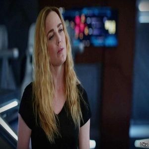 ▬ ❝Si eu care ma gandeam deja cu ce ma imbrac la inmormantare.❞ Putin dezamagita; ca nu mai poate sa se imbrace cum se gandea. =))))
