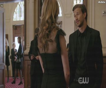 》Asta am vrut să evit, iubirel. Dar tot ai readus subiectul. *oftează* Lasă, tu ești bijuteria +; mea, nu ai nevoie de una, că strălucești mai tare decât orice bijuterie!!!! *o spune din tot corazonu lui* =)))).
