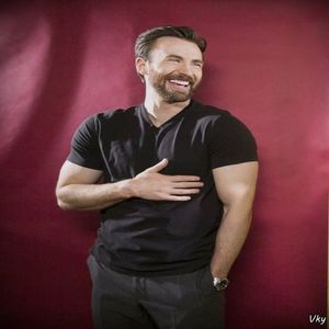 ▬ ❝Deci eu arat a o tinichea urata si pupata.❞ Il pufneste rasul ca nu poate sa se abtina.=)))))