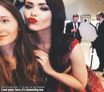 》Ba da. :p. Nu stiam ce ai picat asa pe gânduri... =))))