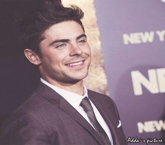 》Voiam să văd dacă ești la fel ca mine în aceste momente. *râde, o vedea dublă* =))