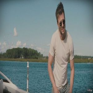 ▬ Ii da sms inapoi. ❝Eu nu pot sa fac nimic legat de asta.❞=))))))