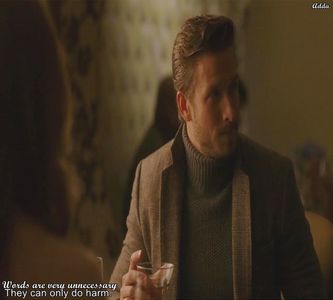 》*se ridică și îl ia de după gât râzând, iese cu el din baie* Am chef să beau ceva, și poate +; să văd dacă dansez cu A.....*Se oprește când vede ceea ce se întâmpla pe acolo* Ok, ce nai-ba? =)))))))))))))))).
