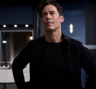 ⤑ᵖᶤᶰᵏĿЄ♏ØИÂÐЄ ┊# ii da un fir de par dupa ureche si se apropie cu gura(click; de a ei dar se opreste pt ca si beat e un adevarat gentleman=)));can i?# o spune intr-un moment din ala intens,inca dansand cu ea in brate=)))));
