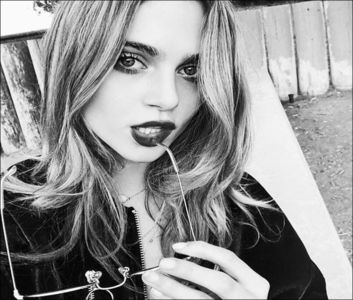 ⤑ᵖᶤᶰᵏĿЄ♏ØИÂÐЄ ┊esti sigura sigura ca nu?=))))