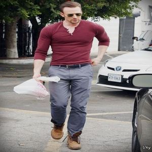 ▬ O spune pentru el mai mult. ❝Daca vrea sa stea cu mine, se intoarce singura.❞ Pleaca in camin ca; sa se schimbe si apoi sa revina in curtea universitatii. =)))))

