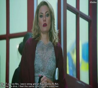 》*Termină și se uită spre ea* Nu mă crezi, nu? =))))))))))))