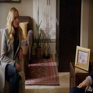 ▬ ❝E geniala, nici macar eu nu o fac asa si e pentru mine.❞ Mananca. =)))))))))