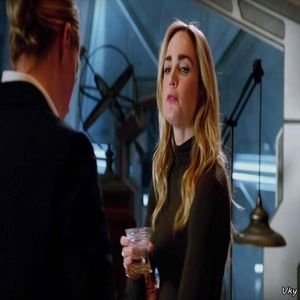 ▬ ❝La curs e altceva, si eu am momente uneori de genul asta.❞ Termina de mancat.=))))))))))