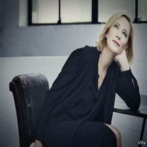 ▬ ❝Pentru ca e posibil sa ma asez in bratele tale si nu vreau sa fiu din nou trimisa la dr;;cu.❞=)))