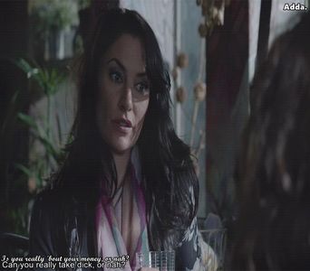 》*stă în îmbrățișare și se uită la ea* Ai face tu asta pentru mine?