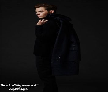 ϟ☾.єครt ☼F Eᴅᴇɴ ☪☂. [cl] da , asa e [#ridica din umeri si mai trage din tigara ca se consumase; mai mult singura .
