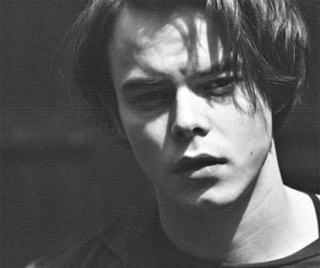 ▫̈́□̷̣　̾‹ℛam̈èn̈e⁕̷ɐʇ⑂ǝsᵎɐɹɟ› ;. În urma replicii primite nu rămâne decât ca un simplu ‘mhm’; slab să-i scape printre buze, strâmbând din nas, căci ce spunea dânsa nu era valabil şi pentru el în cazul în care s-ar fi aflat în locul ei. Faptul că în paharul său mai rămăsese un conţinut infim de
