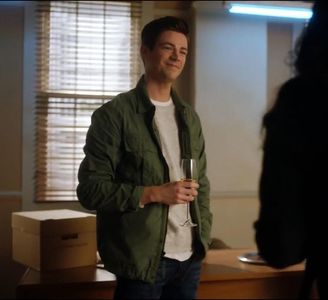 ⤑ᵖᶤᶰᵏĿЄ♏ØИÂÐЄ ┊# ii sare in spate Kristinei;LA MULTI ANIIII!!!(; #striga dupa brandon sa fuga cu roaba spre ea;Sa sti ca e de la amandoi..si de la Mel dar partea ei e plictisitoareeee
