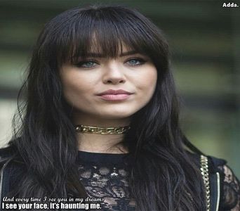 》Așa devreme am spart becul sau cum?! =)))))#chris. *aprinde lanterna de la telefon ca; să găsească becul* =)))))))))))
