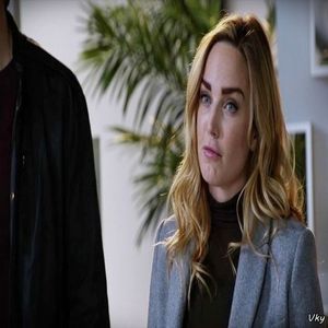 ▬ ❝De parca nu iti place mai ales situatia.❞ Rade intr-un stil. =))))))))