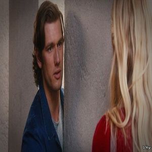 ▬ ❝Cred ca se intelege mesajul si asa.❞ Rade si continua sa strige.=)))))