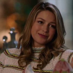 ⤑ᵖᶤᶰᵏĿЄ♏ØИÂÐЄ ┊nici macar atat nu merita..ciudati trebuie lasati cu(; ciudatii=))))-lili.# se uita la chris si rade; si cu ce ai terorizat caminu azi?=)))
