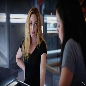 ▬ ❝Buna idee, vreau 3 vacute sa le mulg dimineata si 2 capre, multe oi. O sa fim oameni; gospodari si cu frica lui Dumnezeu in continuare. La sat e mai liniste cum ai zis si tu, iar oamenii mai cumsecade.❞=))))))))
