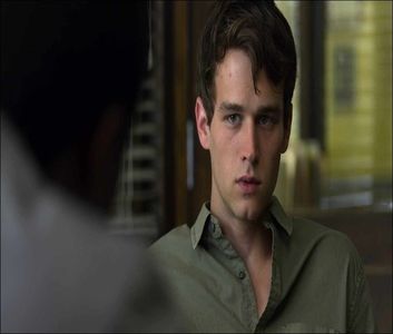 ⤑ᵖᶤᶰᵏĿЄ♏ØИÂÐЄ ┊# iese din camin cu cole,la costum fldar dara masti inca;trebuia(; sa imi spui ca ai nevoie de costum din timp si ti-l aranjam sa iti vina frate=))))
