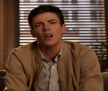 ⤑ᵖᶤᶰᵏĿЄ♏ØИÂÐЄ ┊cei mai cool# rade si merge cu ea de brat la bal,incercand(; sa evite orice bad girl/boy si ia cateva prajituru; sunt curios daca sunt facute cu oua eco..dar arata bine=)))))
