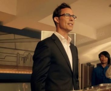 ⤑ᵖᶤᶰᵏĿЄ♏ØИÂÐЄ ┊mai mult pt mine in cazul asta draga=)))# incepe sa simta putin efectele(; dar obisnuit nu ca restu de acolo isi da seama de se intampla,mananca prajitura aia relaxat si nu ii zice de descoperirea lui=)));
