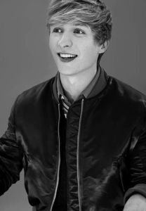 Will Tudor (20)