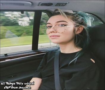 ϟ⚝. Mεямαιd Qυεεи ☪☂ [cl] bine , o sa incerc sa nu fiu , cine stie asa cum mie imi place; in secret sa zic asa de dianna , poate cineva ma place pe mine
