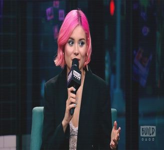 ✎･.｡.ɆQɄ₳₦ł₥ØɄ₴×ssǝppoɓ░ Șocul i se putea citi cu ușurință pe chip atunci când; este întâmpinată de acțiunile nu tocmai blânde ale lui Noah, dar cu nu voia să afle de ce altceva mai era acesta în stare pornește către etaj, mergând chiar în camera ei cu pași repezi
