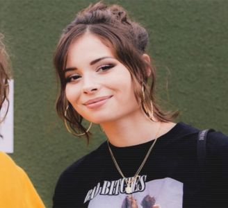 ✎･.｡.ɆQɄ₳₦ł₥ØɄ₴×ssǝppoɓ░ cauza diferenței de statură dintre cei doi. "În limbă după; tine? Cred că glumeșți!&quot; Ridică ea mâinile exasperată în aer. &quot;Tu ești cel care nu mi-a dat pace încă de la începutul serii și tot tu îndrăznești să presupui o astfel de erezie?!&quot;

