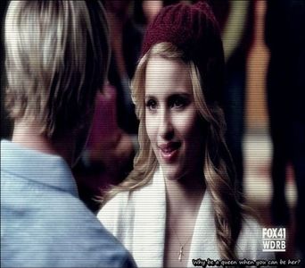 ⤑ᵖᶤᶰᵏĿЄ♏ØИÂÐЄ ┊oh multumesc..dar nu trebuia=))# ca si cum nu intrebase ea daca(; imparte patura,se baga in patura cu el si zambeste;cum de nu stai cu restu profesorilor?=)))
