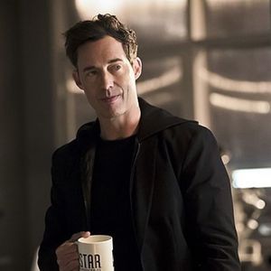 ⤑ᵖᶤᶰᵏĿЄ♏ØИÂÐЄ ┊# inghite in sec cand aude si ce zice sarah(; si se uita ba la madchen ba la cate..deja gata sa o tina pe madchen sa nu o paruiasca pe sarah=)));
