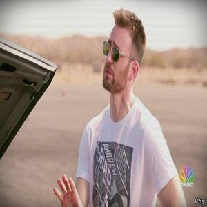 ▬ ❝Mai ai putin si esti cat mine.❞ O pupa pe cap pe Jess, dupa se uita; lung la Kris cand aude de bebe. ❝Stai ce? Ce bebe?❞=))))))
