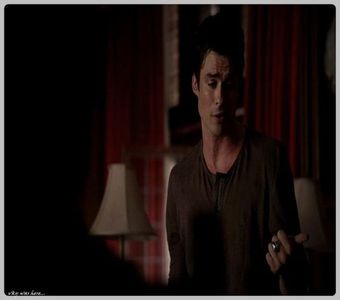▬ ❝Ai gresit copilul atunci, vezi ca Stefan e la veverite si poate te asculta acum cat e amnezic.❞=)