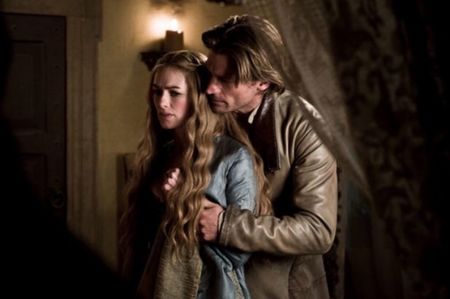 Jaime Lannister x Cersei Lannister- Game of Thrones; Am schimbat poza ca voiam una dp vremea cand erau hot
