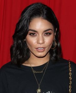 vanessa-hudgens2_picturepub-067