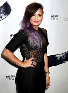 Demi_Lovato_34-19