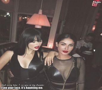 - Nu, dar care ar fi problema? =))))))))))))).