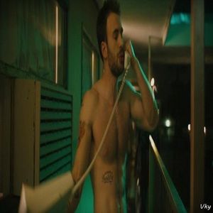 ▬ ❝Eu nu sunt dezpuiat complet, deci pot sa dau vina pe voi. Ca v-am gasit asa.❞=)))))