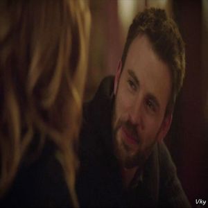 ▬ O ia pe sus si iese afara din club cu ea. =)))