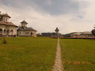 Manastirea Izvorul Muresului