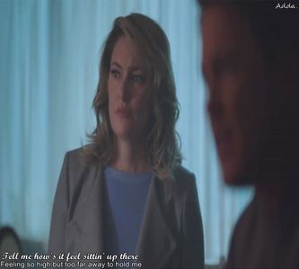 - *o ascultă fără sa zică ceva*=)))))))