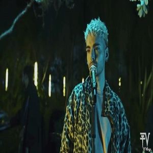 ▬ ❝Am vrut sa inot si apa era perfecta pentru asa ceva.❞ =)))))