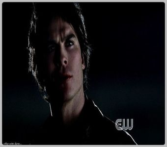 ▬ Se fereste si isi da ochii peste cap fara sa zica nimic.=))