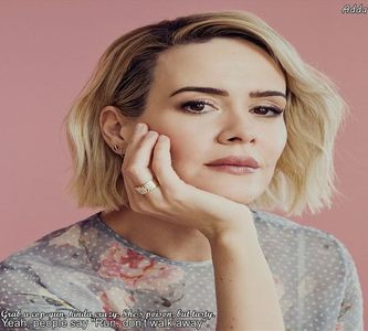 》*îi dă sms lui Ruby* Vreau să vorbim. =)))))))