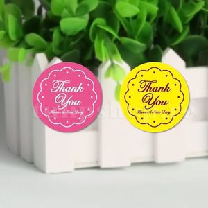 Etichete autoadezive candyshop Thank you 10buc.; Pret: 2 Lei/pachet. Etichetele autoadezive decorative cu mesajul Thank You este folosit la ambalarea prajiturilor, produselor de patiserie sau orice alt pachet ce necesita infrumusetare.
