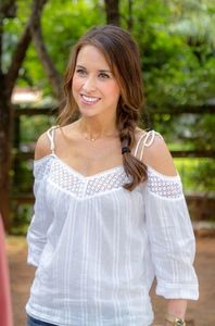 Lacey Chabert-Kira Slater