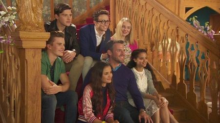 Cameron,Seb,Otto,Bella,Tara,Sorsha